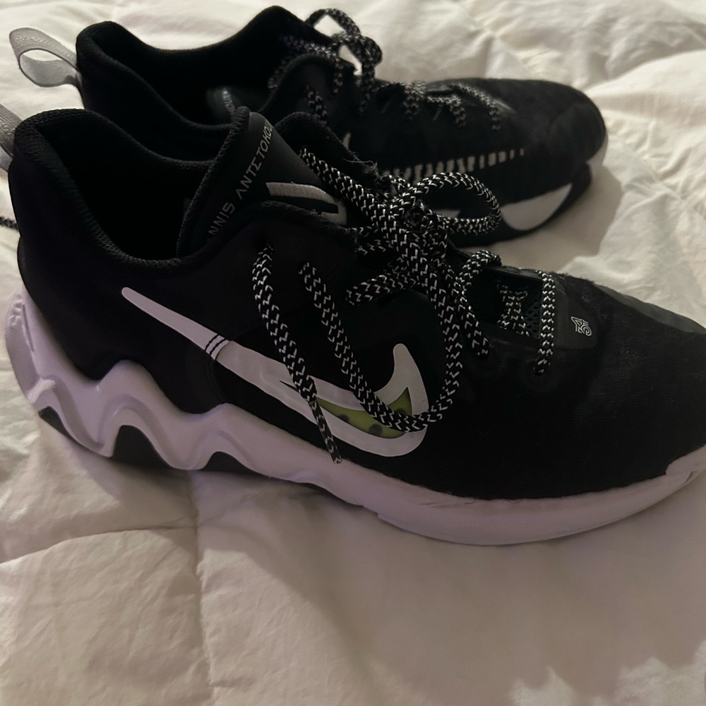 Giannis Antentokounmpo Basketball Shoes